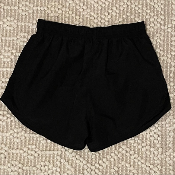 NWOT Nike Woman’s Tempo Dri Fit Running Shorts | Black on Black | Size Medium - Picture 7 of 7
